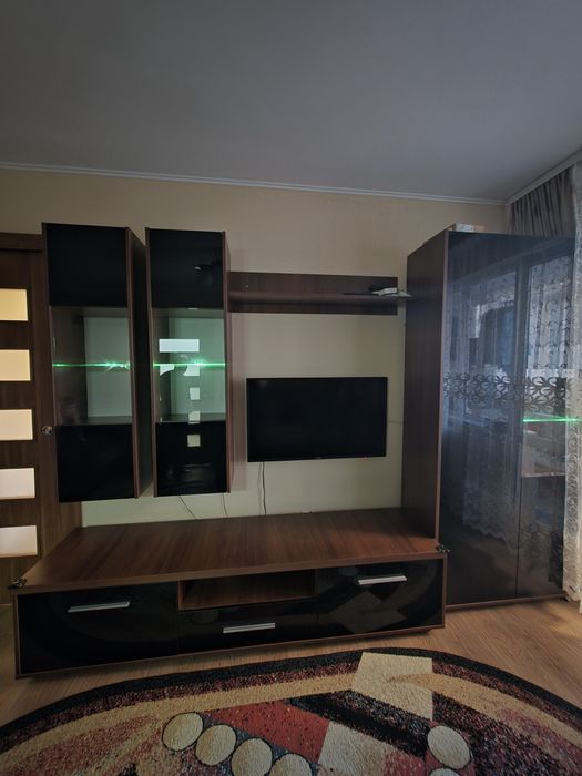 Mobilă living 2.90 m – stare perfectă – Berceni
