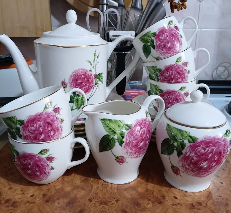 Продам чайный сервиз новый