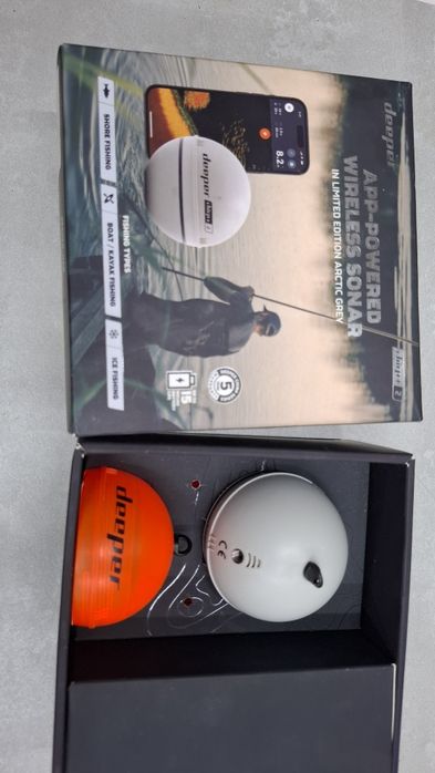 Продам эхолот  Deeper