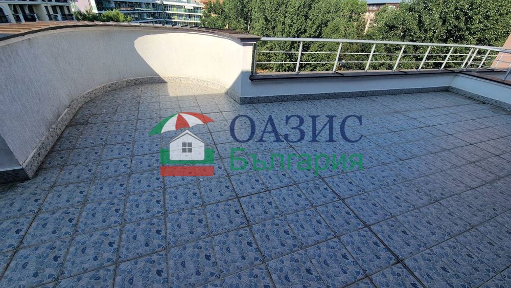 Тристаен апартамент с две тераси 6 ет., Пироп Сити, Слънчев бряг, България, 237.39 кв. м.