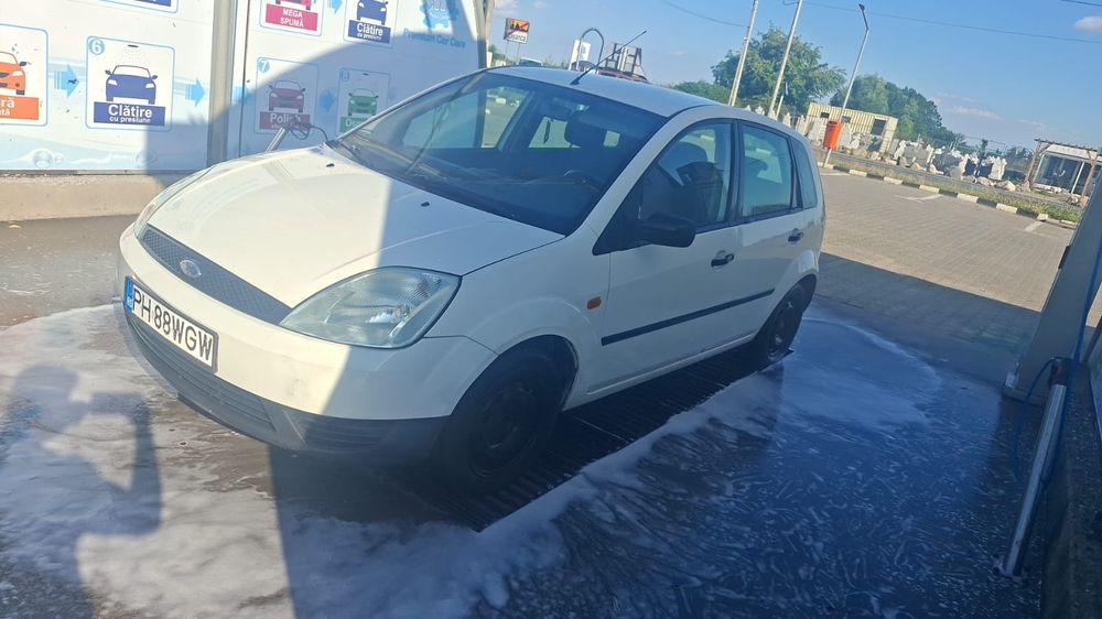 FORD Fiesta 2005 — imagine 2