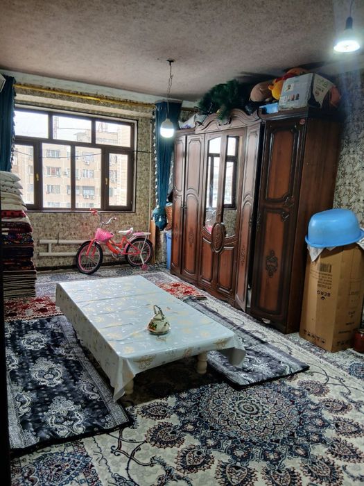 Срочно продам квартиру сергели 4 2/8/9 41500& метро Турон