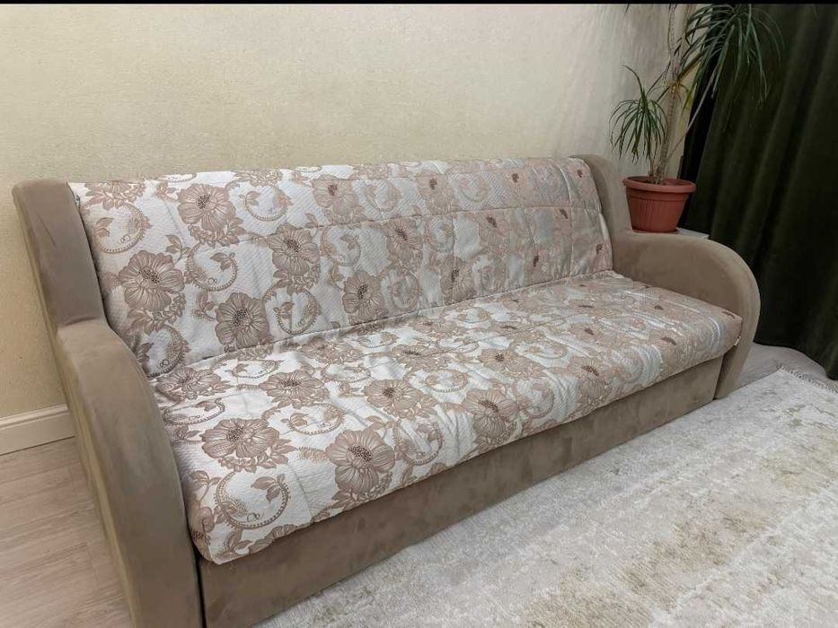 Продам диван раскладной