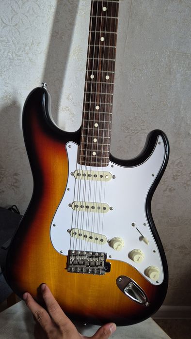 Японская электрогитара FGN