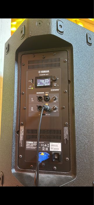 Sistem de sunet profesional activ yamaha dzr 12 dxs 15 xlf si dxs 15