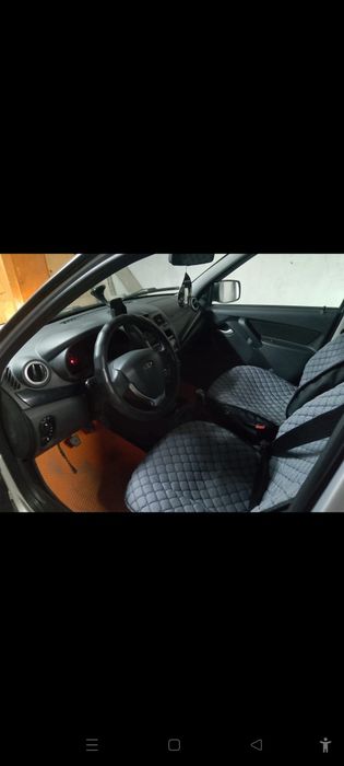 Лада Калина 2 в хорошем состояние