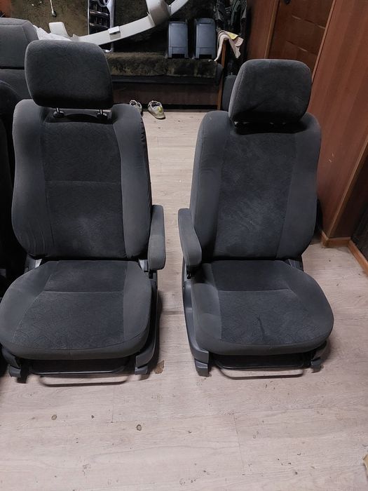 Сиденья на тойота эстима