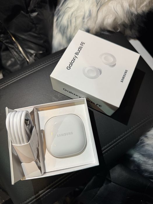 Наушник Galaxy Buds FE