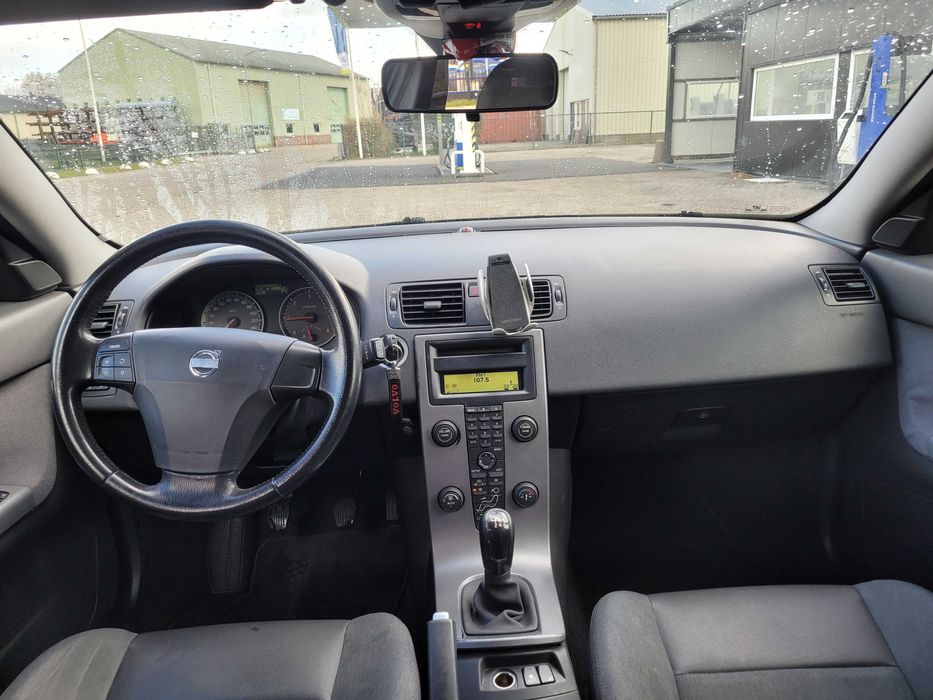 volvo v 50 2.0 l diesel