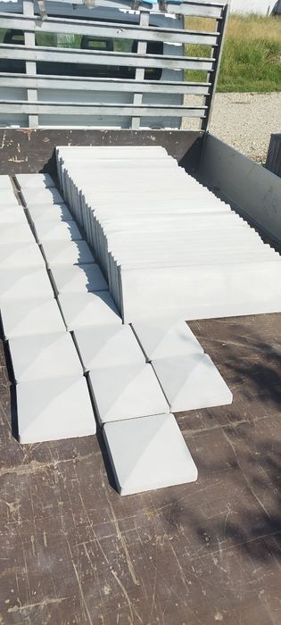 Capace stalpi/Coame gard