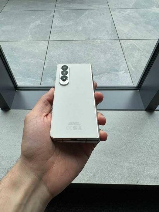 Samsung Galaxy Z Fold 4 5G, 512GB / 12GB RAM, Beige