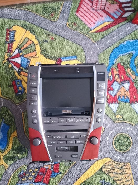 Штатная магнитола Lexus ES 350 (оригинал, Япония)

Продам оригинальную