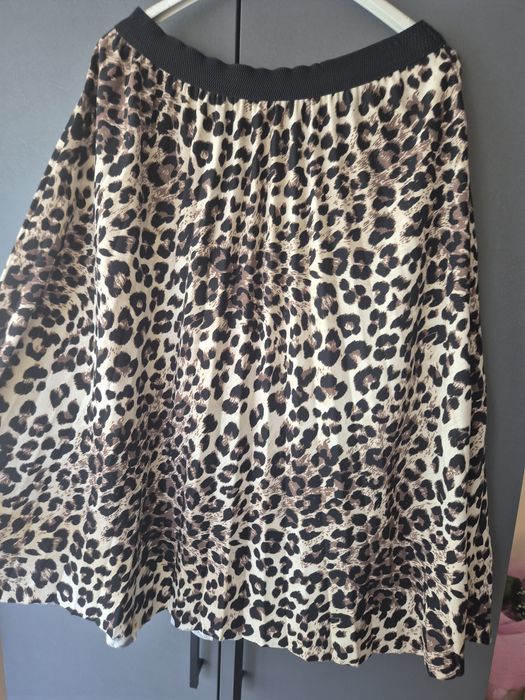 Fusta dama Animal print xl Nouă