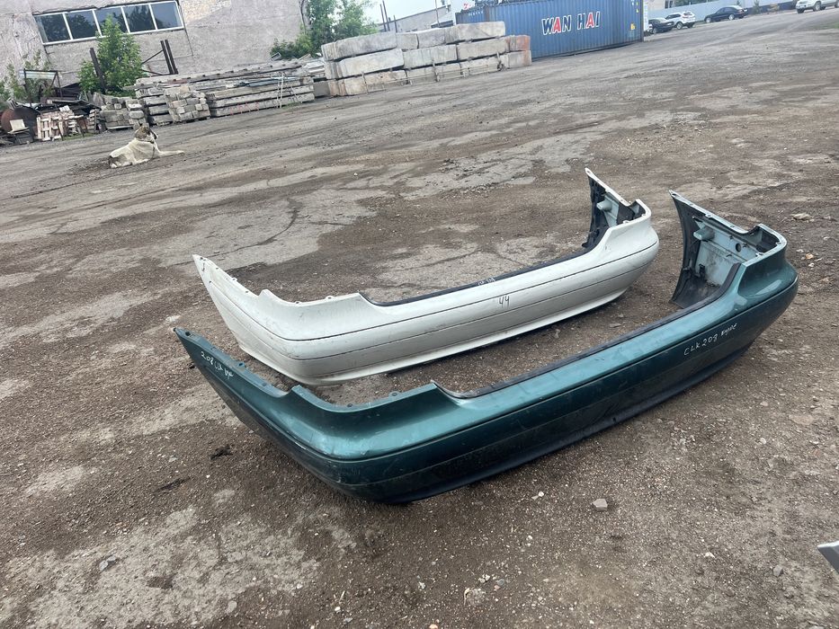 Задний бампер Мерседес CLK w208
