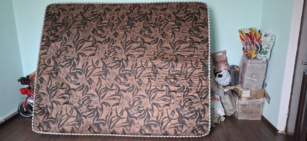 Matras sotiladi yangiday