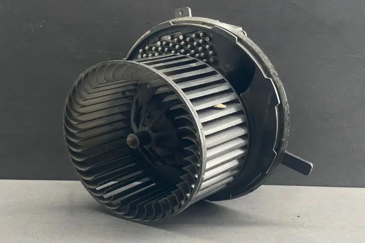 Ventilator aeroterma 3C0 907 521 Volkswagen VW Golf 2006