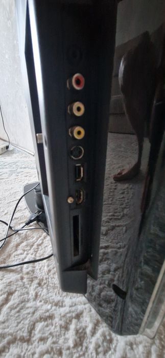 Продам телевизор Philips