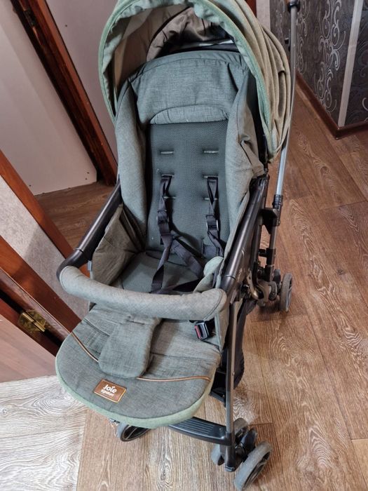 Коляска в хорошем состояни Jole  .