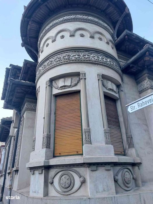 Vanzare imobil monument istoric