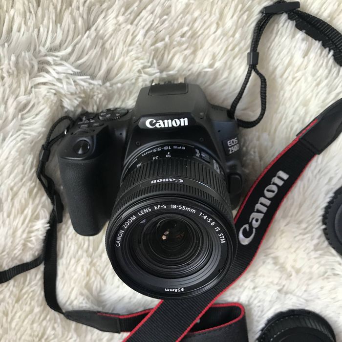 Продается Canon EOS 250D