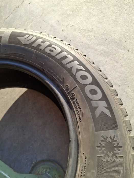 4 Anvelope  de iarnă 215 65 r16 Hankook