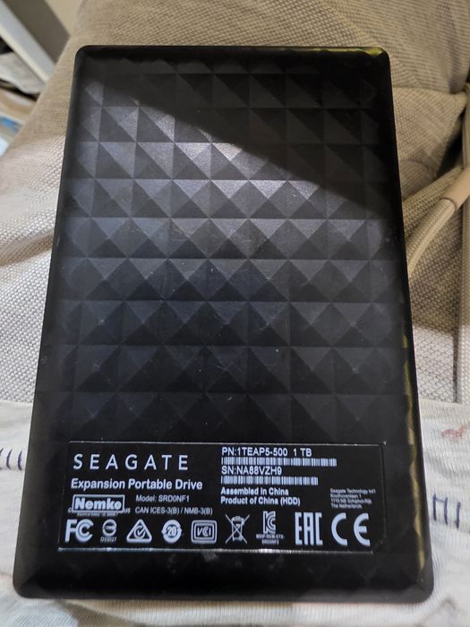 Seagate Expansion Portable Drive 1TB SRD0NF1