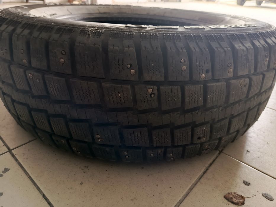Продам шины. В хорошем состоянии.