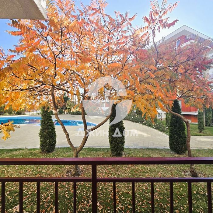 Продава се Двустаен апартамент в к.к. Елените - 75 кв.м за 1094 €/кв.м - Снимка #11