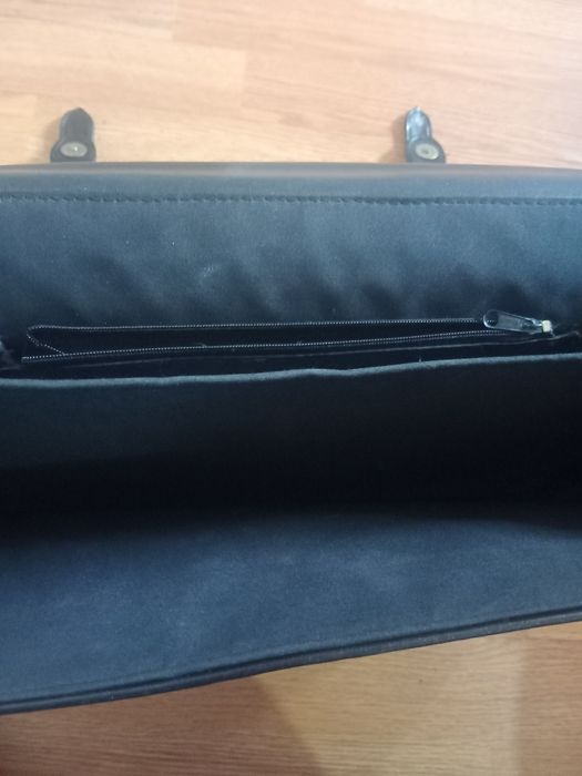 Servietă bărbatească din piele