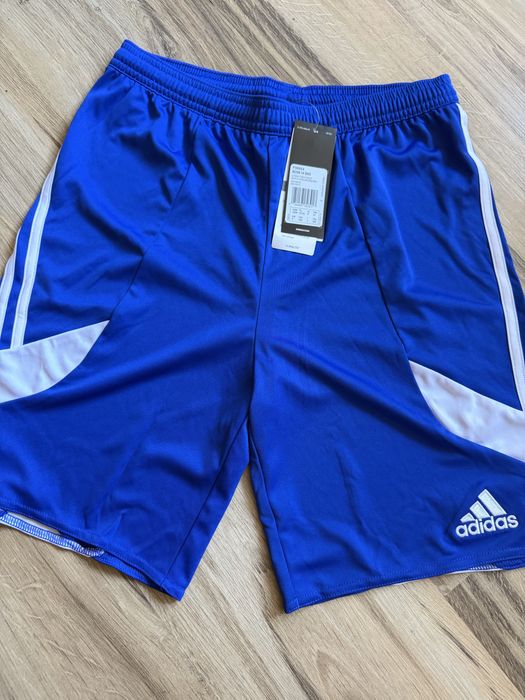 Оригинални нови  два цвята мъжки къси панталони Adidas ! XS