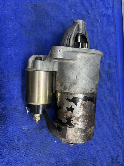 Продам стартер на мазду кронос