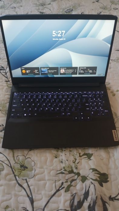 Laptop de gaiming I8
