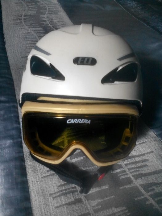 перфектни ски каски HUDORA, САRЕRА  размери 48-51 очила Uvex 01