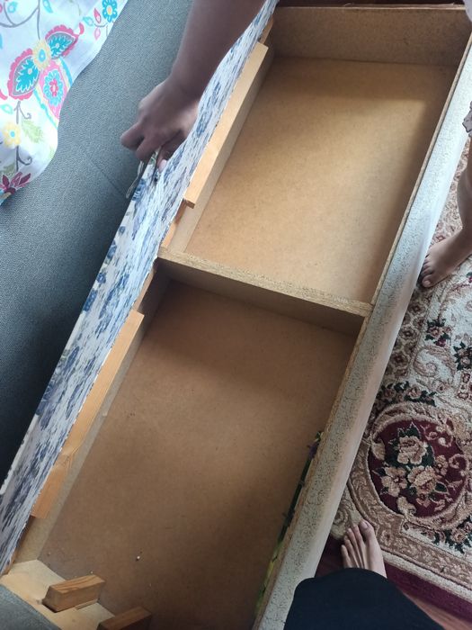 Продам б/у 2 дивана