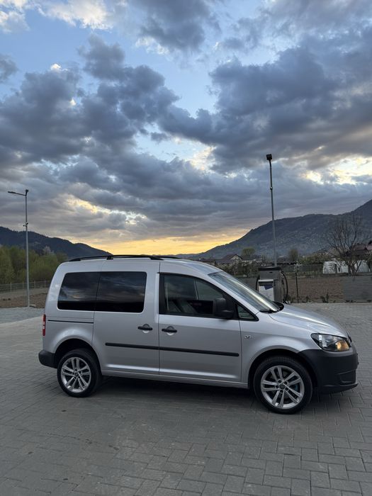 Volkswagen Caddy 2.0 TDI – 140 CP – 4Motion – Automată – Full întreținută