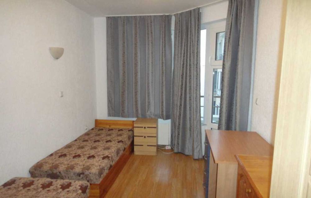 Дава се под наем Двустаен апартамент в Бургас, Изгрев - 50 кв.м за 79.05 € - Снимка #2