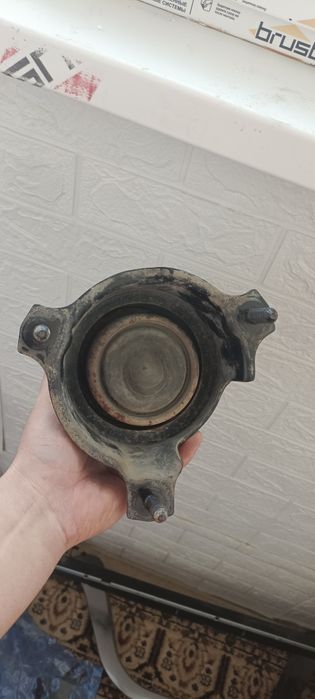 Камри 55 опора двигателя