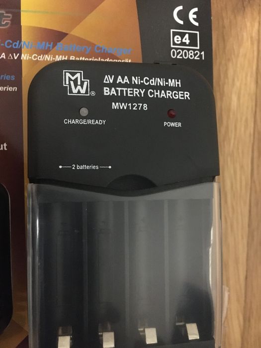 Зарядно за АА батерии -  от 220V и от 12V - пълен разряд и заряд