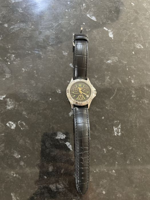 Продам мужские часы