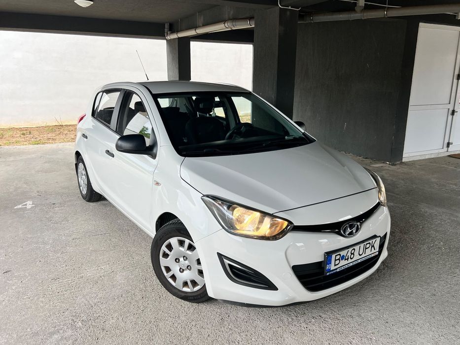 Hyundai i20 Vând Hyundai i20, 1,2 benzină