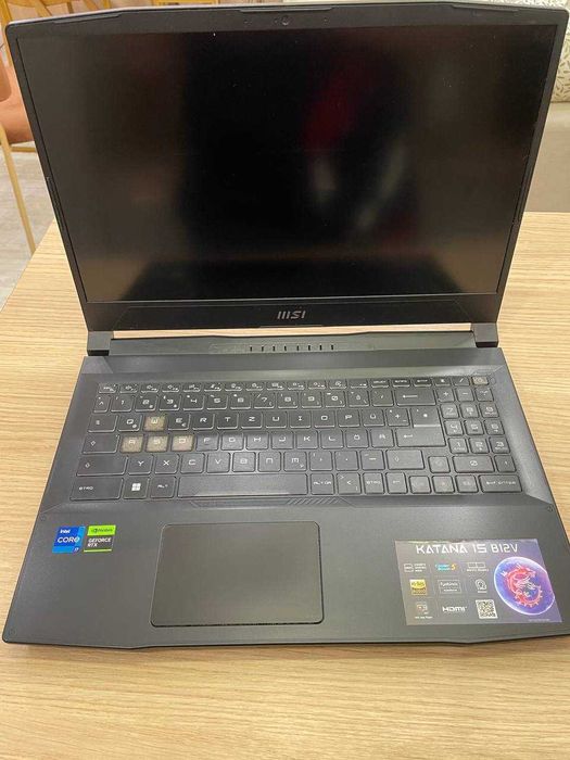 Ноутбук MSI Katana 15 B12V