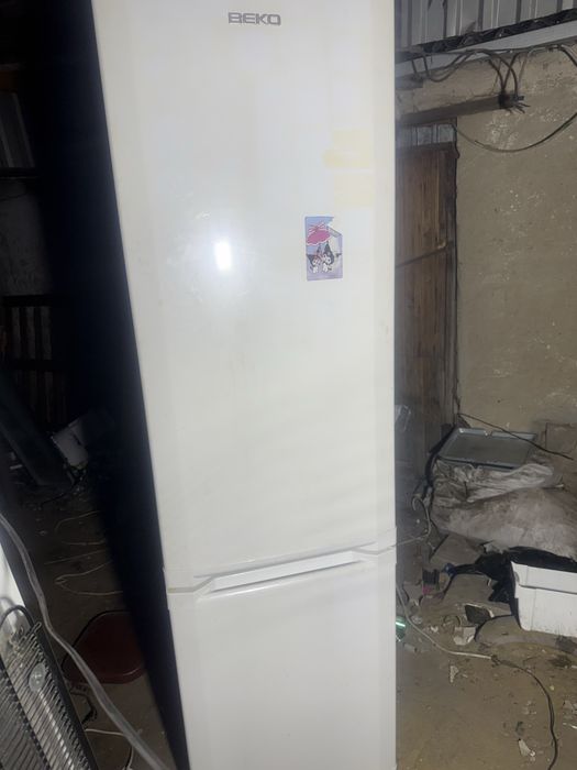 Продам холодильник Beko