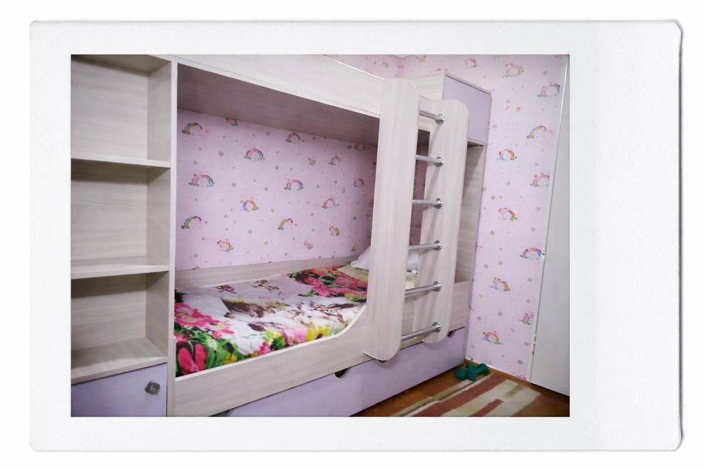 Двухъярусная кровать