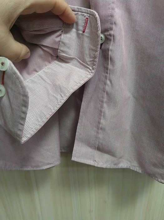 Голяма мъжка риза