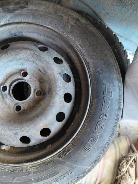 Продам колеса на 14