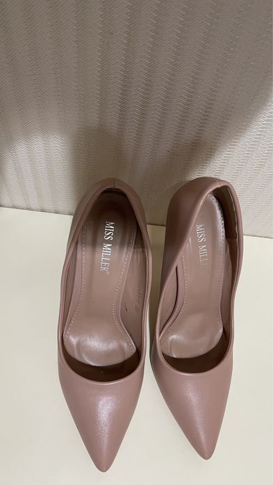 Туфли лодочки 37