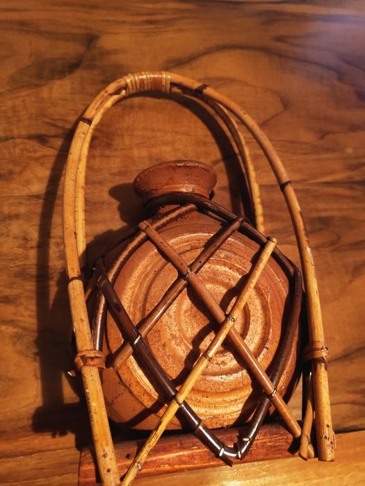 Плетена ратанова ваза( саксия)