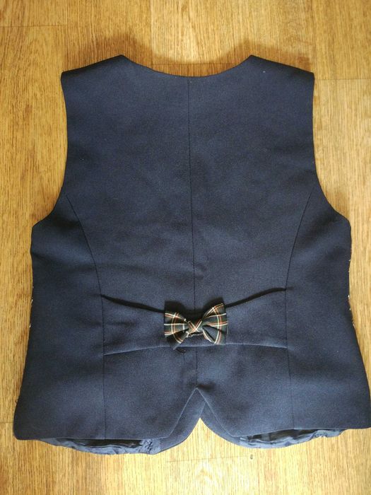 Форма школьная, 140-146 см