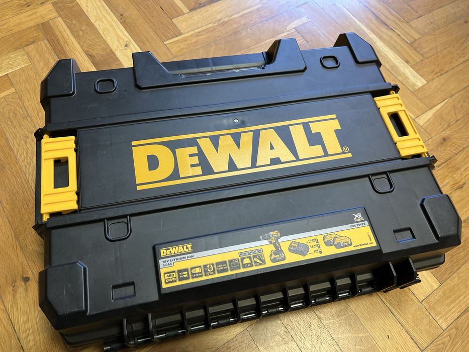 Valiza/Geanta pt.DCD791 & accesorii (inc.& 3x5Ah), noua originala-DeWALT.
