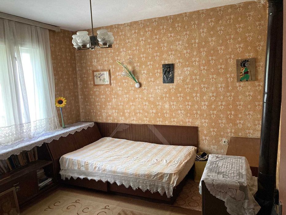 Продава се Етаж от къща в Асеновград - 140 кв.м за 865 €/кв.м - Снимка #9